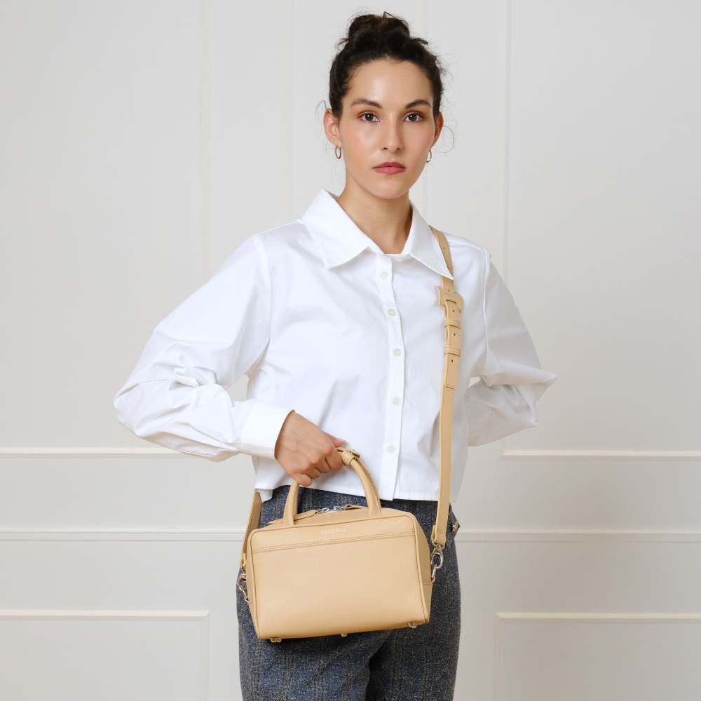 Crossbody Bag Henkeltasche aus Saffiano Leder Ecru